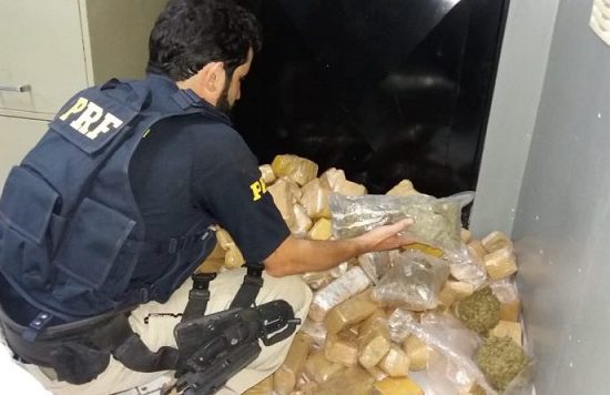 Maconha e skunk em Camapuã