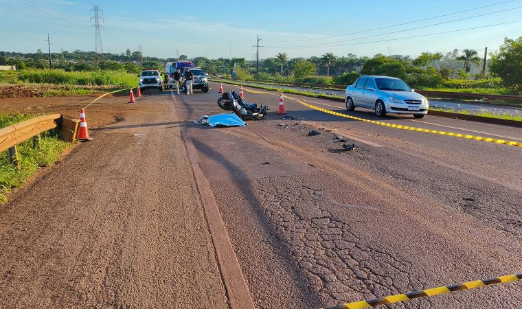 acidente na br 163 mata motociclista e caminhoneiro foge