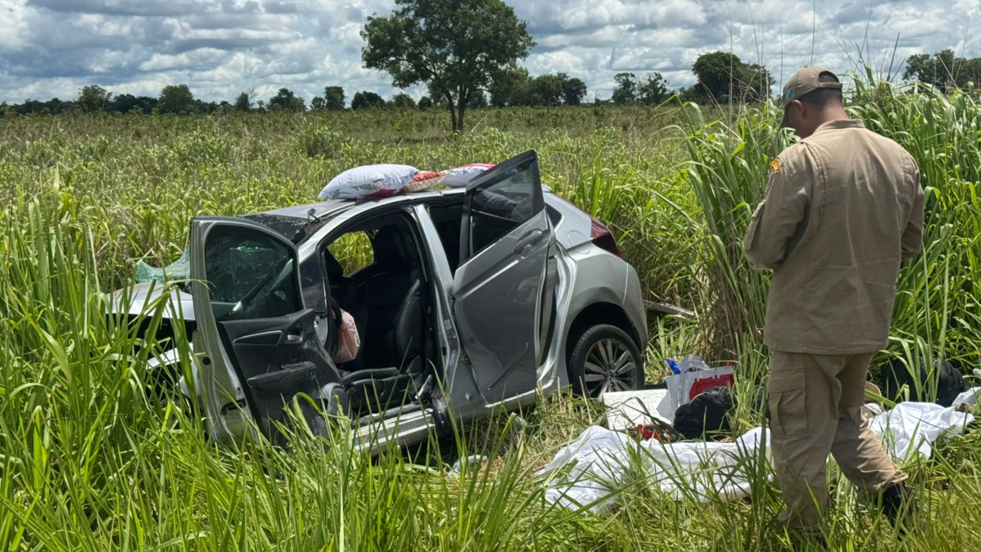 Batida frontal em Campo Grande mata idoso e menina de 11