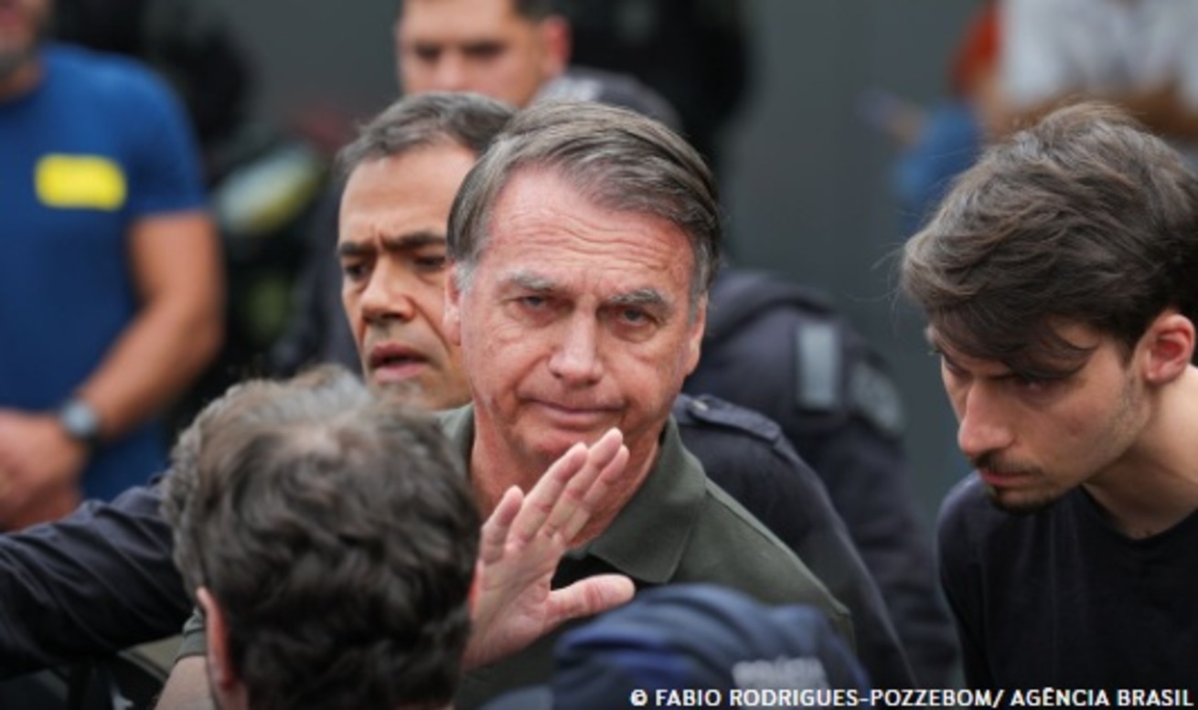 Bolsonaro cirurgia sai da prisão para operar hérnia inguinal