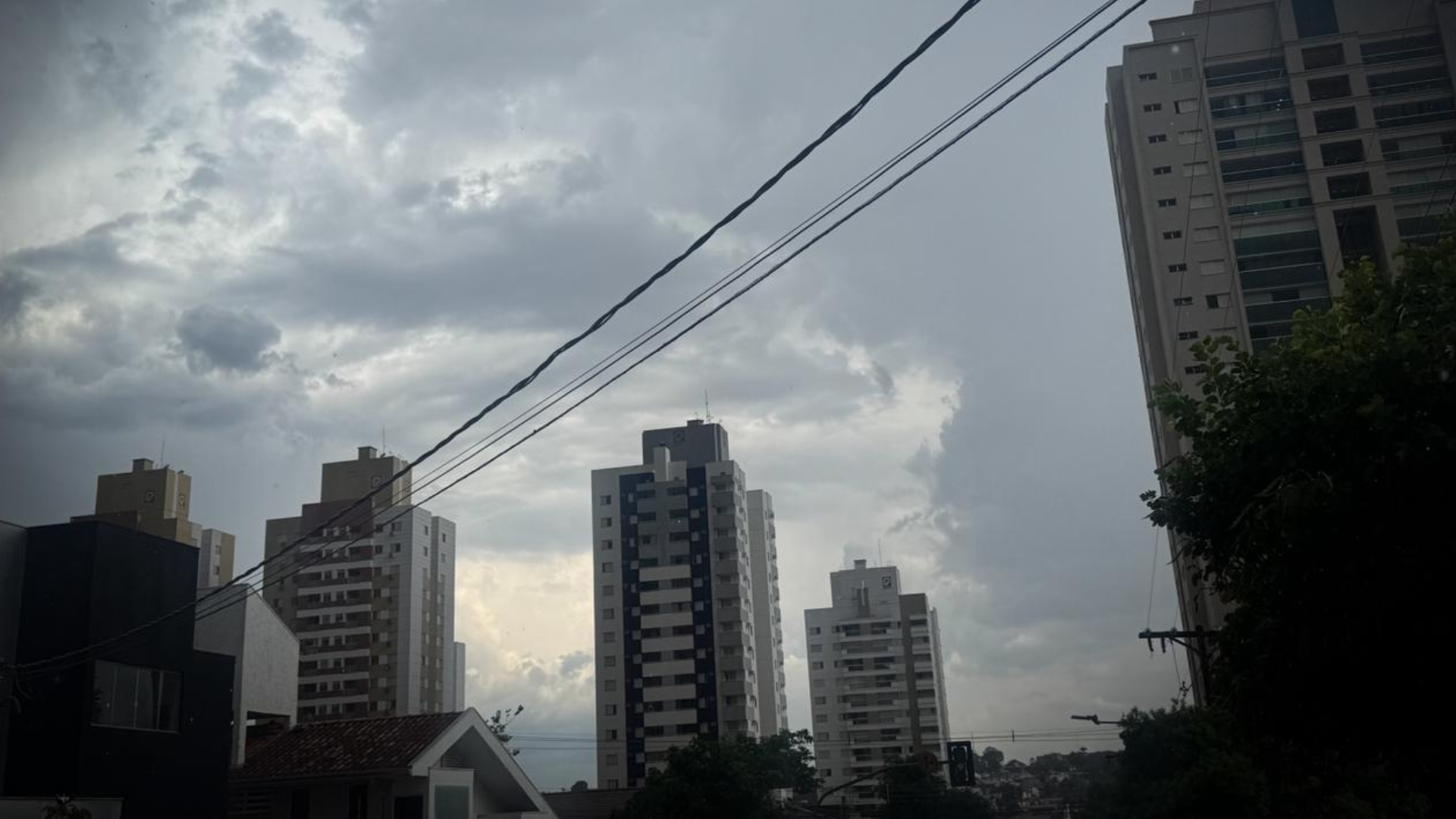 Chuva em Mato Grosso do Sul traz alívio ao calor intenso