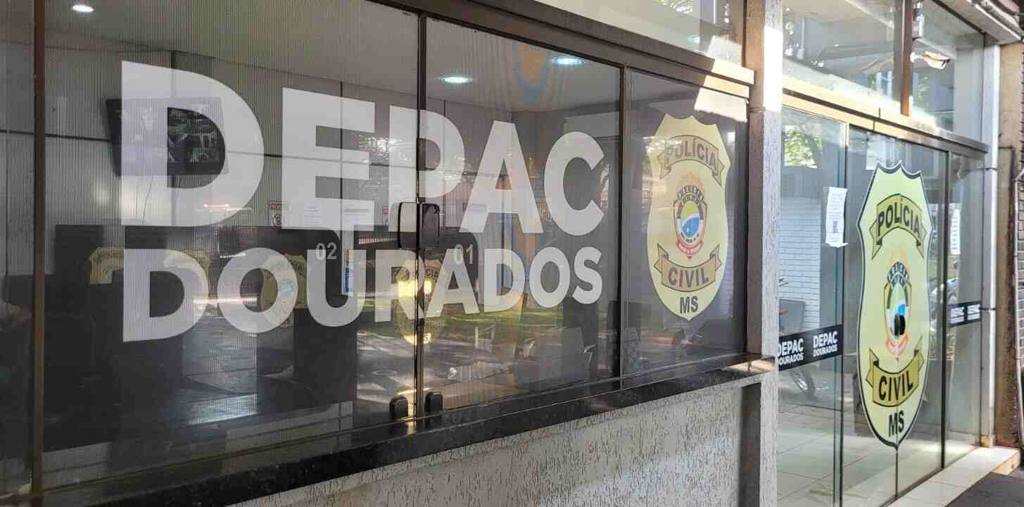 Violência doméstica faz homem ser preso ao ameaçar família